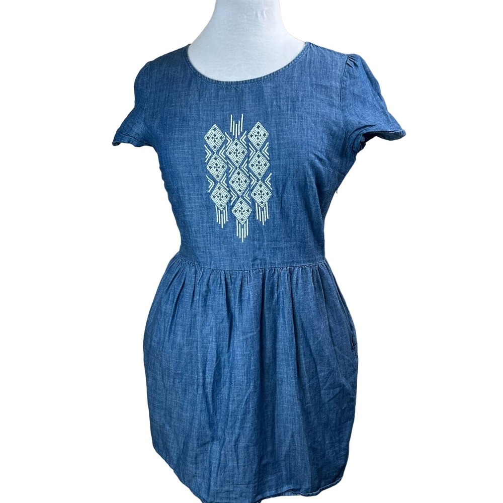 Levis Chambray Denim Dress Blue Embroidered Short Sleeve Pockets Small